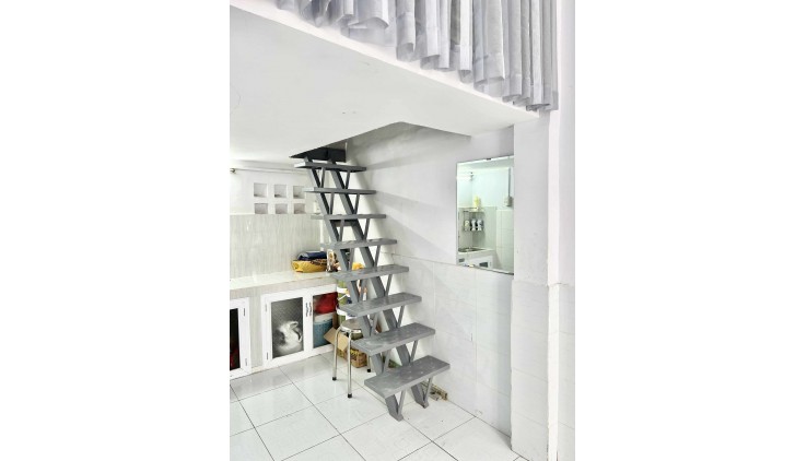 Bán Nhà kế HXH Phan Văn Trị Gần Ngã 5 Bình Hòa Nhỉnh 2 Tỉ